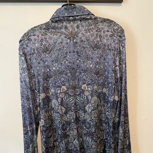 Gucci dress shirt 50% Silk